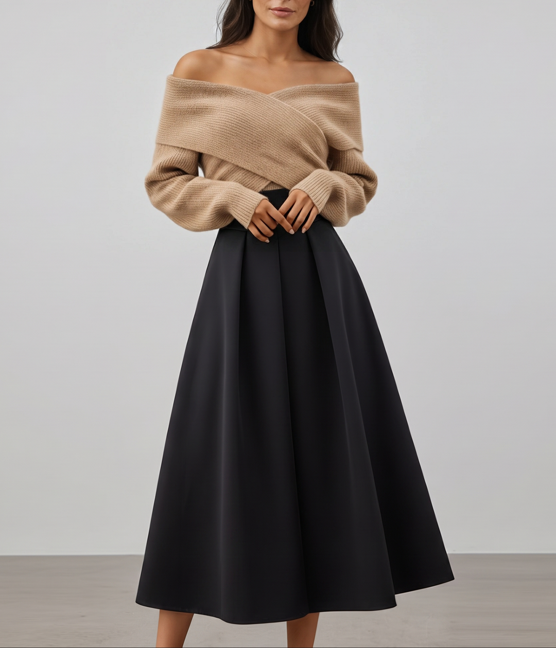 Off-shoulder sæt med strik og nederdel til fest