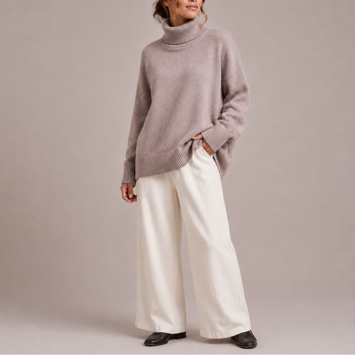 Oversized striktrøje med rullekrave – Grå